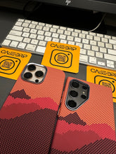 Luxo orange mountain